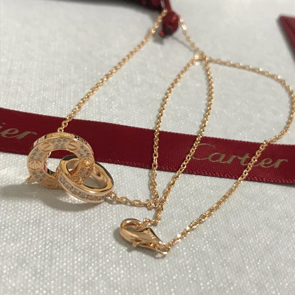 🦄🆕18K rose gold LOVE diamond necklace🦄🆕 - Picture 2 of 6